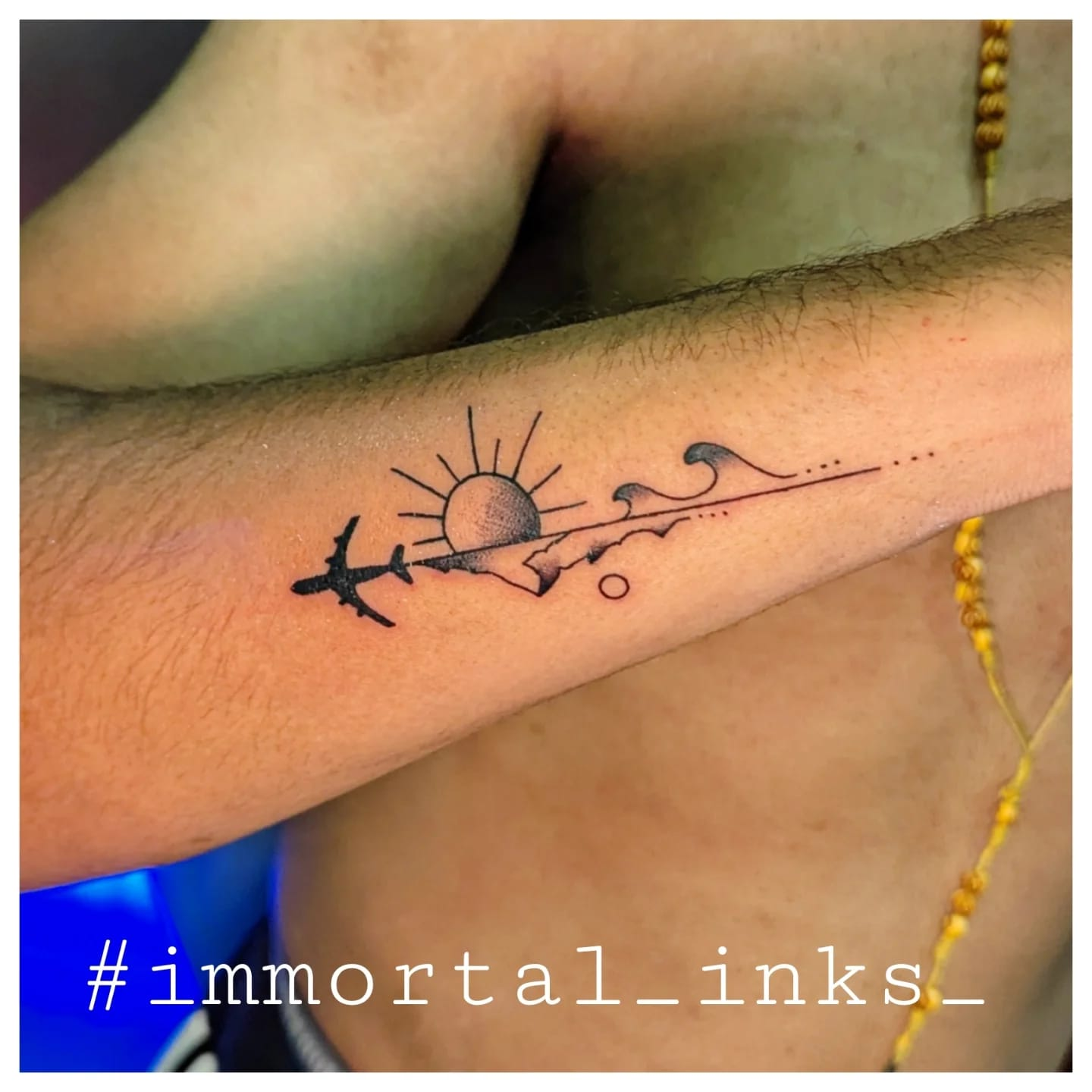 Minimal tattoo by Agustin